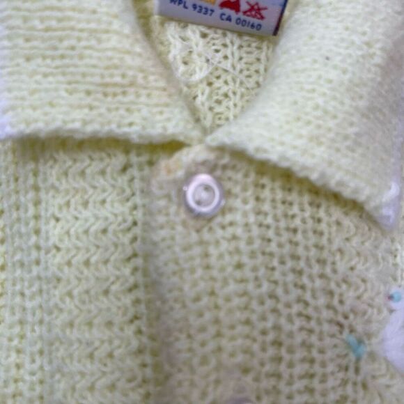 Vtg 60s/70s Baby Clothes Noveltyknit Yellow Knit Sweater Hat & Pants w/ Footies - Picture 7 of 9